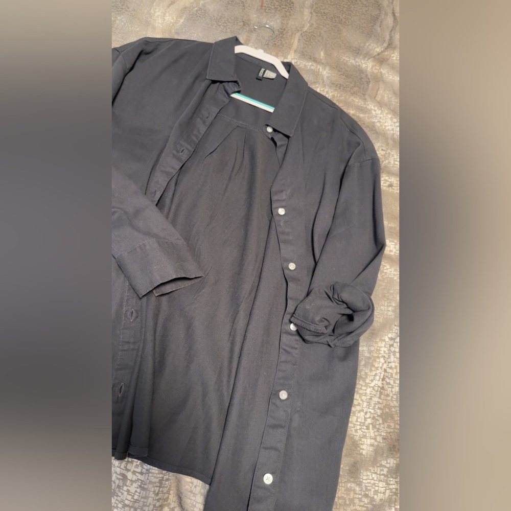 H&M Charcoal Gray Button Down Shirt